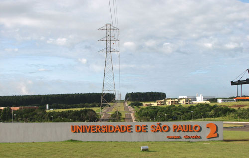 Covid-19: IFTM entrega álcool produzido em laboratório para a Prefeitura de  Patrocínio, Triângulo Mineiro